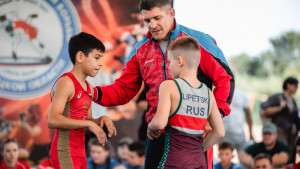 Олимпийский чемпион провел мастер-класс на фестивале единоборств в Липецке