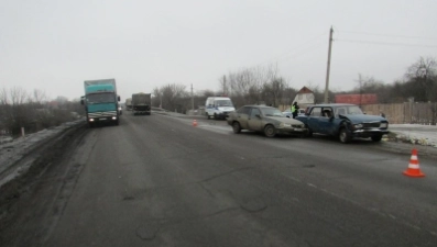 Два водителя пострадали в ДТП в Липецке