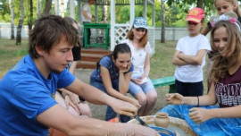 Юные художники Липецкой области стали участниками лагеря «Пленэр»