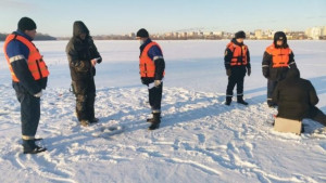 Любителей зимней рыбалки просят соблюдать правила безопасности