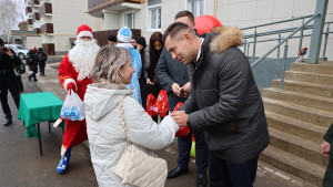 Ключи от новых квартир вручили врачам и участковому Лебедянского района