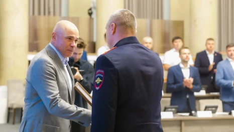 Губернатор наградил бойцов мобильной огневой группы за отражение атаки БПЛА