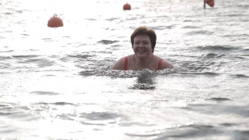 Липецкие любители зимнего плавания отметили День моржа