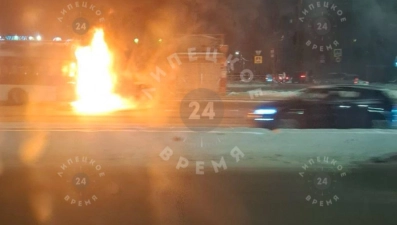 Автобус 22-го маршрута сгорел в районе остановки «19 микрорайон»
