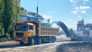 На площади Заводская началась фрезеровка