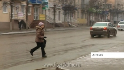 Пешеходы чаще водителей нарушают ПДД