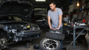Ни себе, ни людям: липчанин попался на попытке скрыть автомобиль от приставов по частям