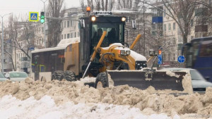 Коммунальщики Липецка встретили метель во всеоружии