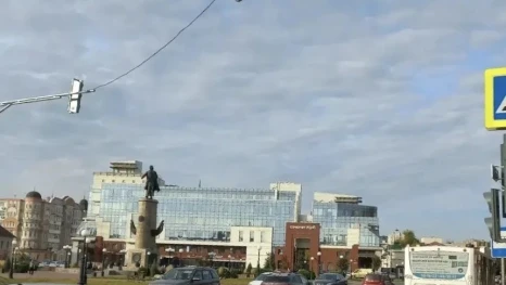На улице Карла Маркса в Липецке заработали два светофора вызывного типа