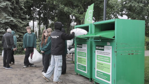 Больше пяти тонн текстиля липчане отправили на переработку в ходе акции «Охота на шкаф»