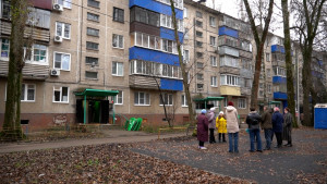 Жильцы дома №21 в 15 микрорайоне Липецка живут с едва тёплыми батареями