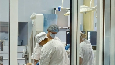 В Липецке из окна выпала полуторагодовалая девочка