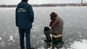 Липчан предупреждают об опасности выхода на лёд