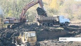 В Добровском районе начали расчистку пруда