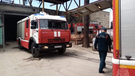 В Липецке на улице 9 микрорайон спасли 4 человек во время пожара в многоэтажке