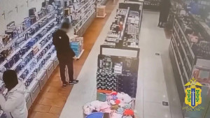 21-летний липчанин украл дорогие духи, но не успел ими воспользоваться