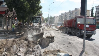 Пешеходную часть проспекта Мира приведут в порядок к концу недели