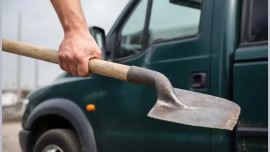 Липчанин разгромил чужую машину из-за занятого места на парковке 