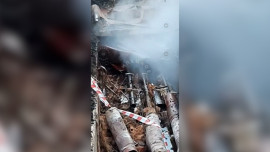 В Липецке на улице Липовской около дома №6 из-за порыва два дня течет горячая вода