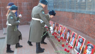 Память земляков, погибших в военных конфликтах, почтили в Липецке