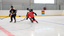 В Добровском округе открылась всесезонная ледовая арена