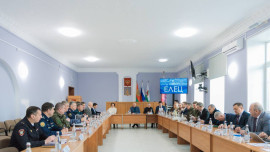 Губернатор Липецкой области Игорь Артамонов провел совещание оперативного штаба в Ельце