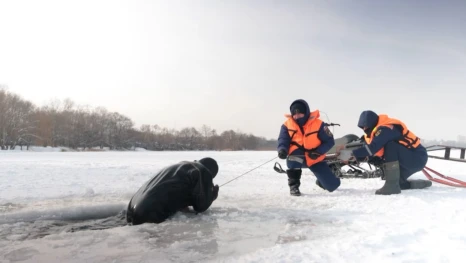 Липецкие спасатели на водных объектах провели учения
