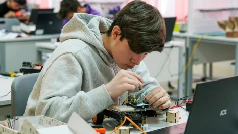 Лучших молодых программистов и робототехников выбрали в Липецкой области