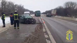 Водитель легковушки погиб в столкновении с автобусом на трассе «Липецк-Хлевное»