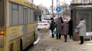 Специалисты департамента транспорта выясняли, почему окна липецких автобусов такие грязные