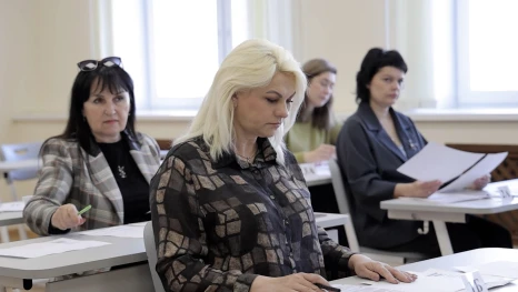 Больше 800 родителей со всей Липецкой области написали ЕГЭ по русскому языку 