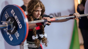 Липецкая спортсменка взяла бронзу чемпионата и первенства Азии по пауэрлифтингу