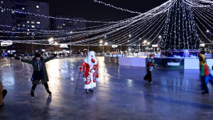 Каток у дворца спорта «Звёздный» торжественно открыли