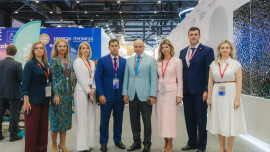Вице-губернатор Сергей Курбатов и команда экономического блока обеспечили Липецкой области сильный результат на ПМЭФ-2026