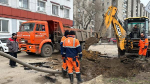 Движение транспорта ограничили на Барашева в Липецке