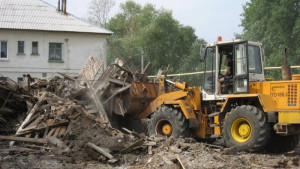 В Вологде демонтируют расселенные дома 