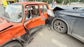 Двух пенсионеров госпитализировали после ДТП в Липецке