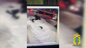 В Ельце двух автохамов оштрафовали за проезд по тротуару