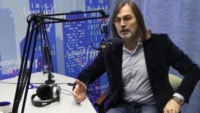 Гость студии - Никас Сафронов