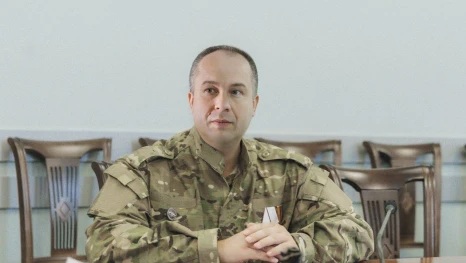 Игорь Артамонов встретился с выпускником «Гордости Липецкой земли» Сергеем Борзенковым 