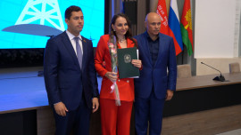 Игорь Артамонов наградил работников связи, радио и телевидения Липецкой области