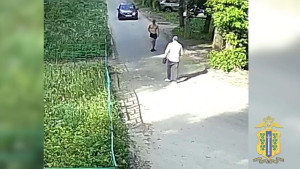 Липчанин толкнул знакомого и сорвал с него золотую цепочку
