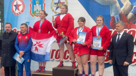 Липецкие самбисты завоевали 9 медалей на всероссийских соревнованиях среди сельской молодежи