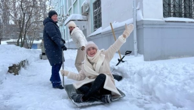 Жители Липецка массово выходят на помощь коммунальщикам