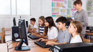 В Липецке открыли бесплатные IT-курсы для школьников и студентов