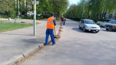 Больше 400 тонн грунта вывезли с улиц Липецка за сутки