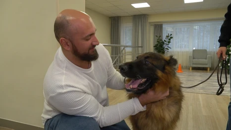 Терапия с помощью собак набирает популярность в липецком реабилитационном центре