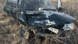 В аварии на трассе «Дон» прицеп автомобиля отбросило в двух пешеходов