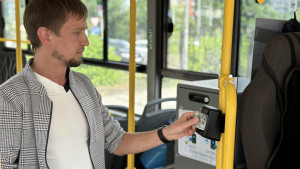  В Липецкой области запустили новую систему оплаты в автобусах