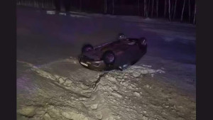 В Липецкой области девушка перевернулась на машине